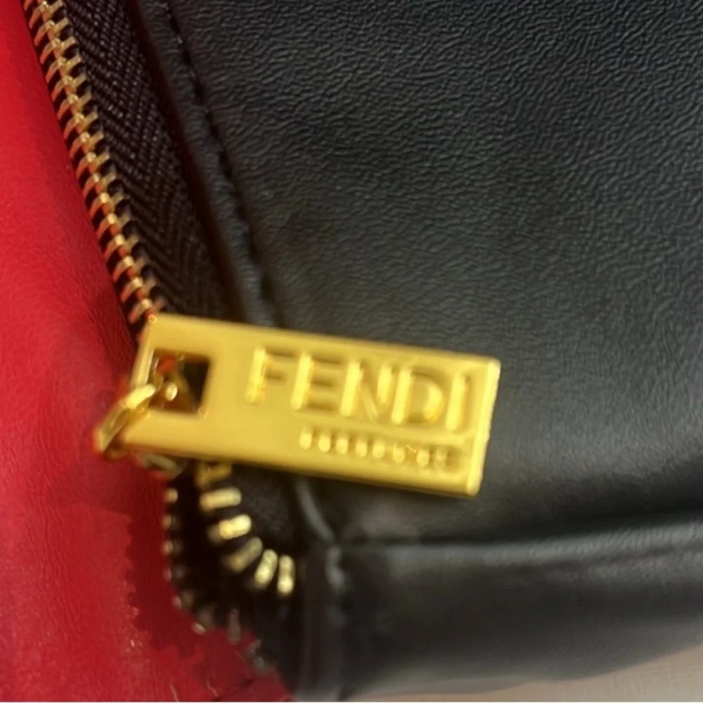 FENDI COSMETIC BAG W FREE PURSE CHAIN - Picture 5 of 9